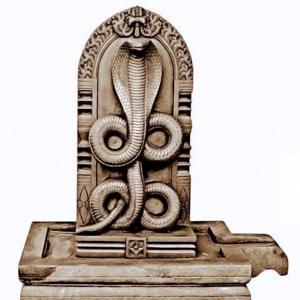 Nagarajavu Nagayekshi (നാഗരാജാവ് നാഗയക്ഷി)